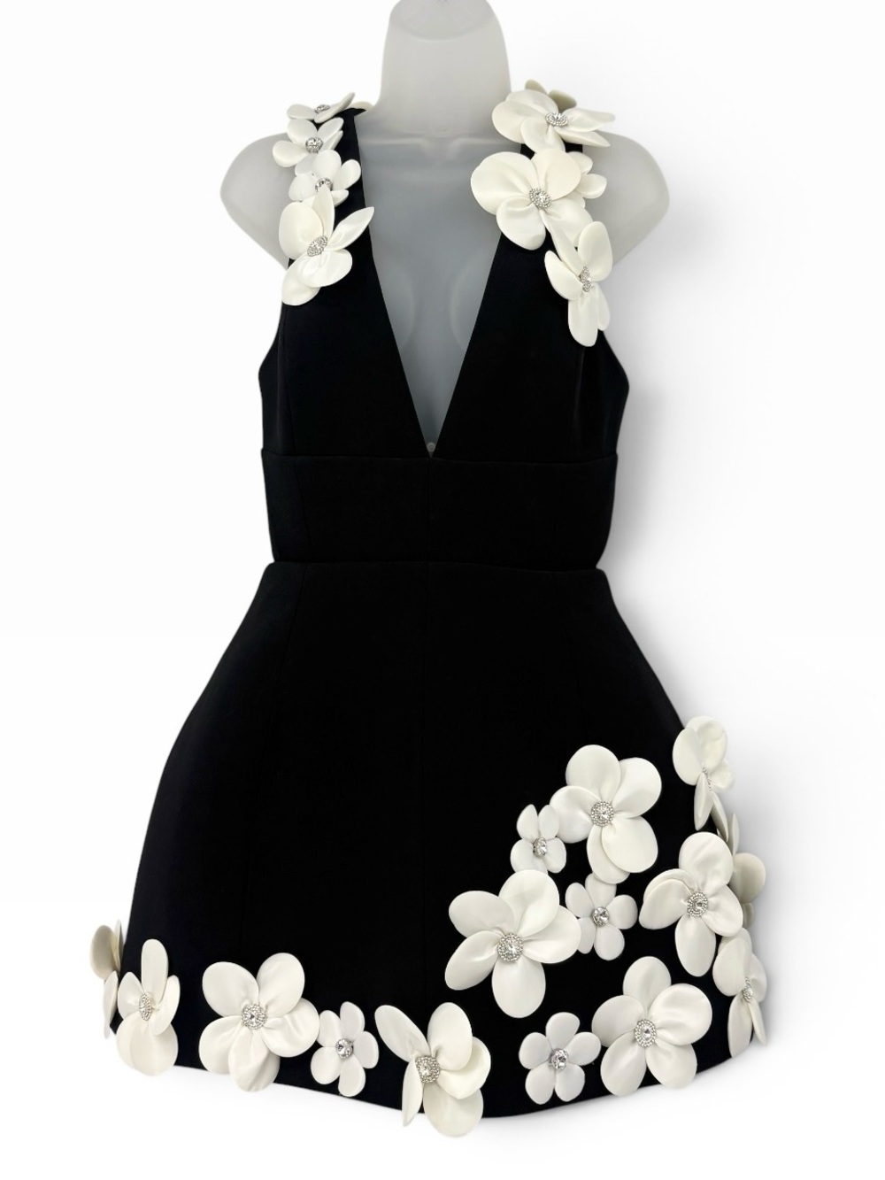 Bronx and Banco Estelle Black White 3D Floral Applique Mini Dress Size Small - Picture 13 of 16